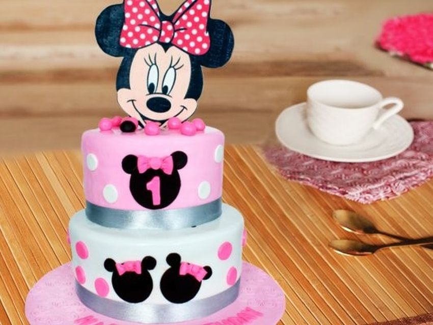 Top 5 Cake Ideas For Your Baby Girl's Birthday - Ice Cream Drip Cake