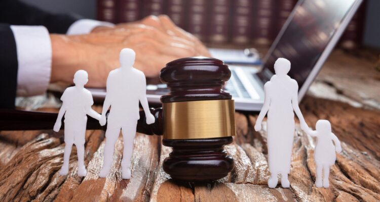 Reasons Why People Hire a Family Lawyer