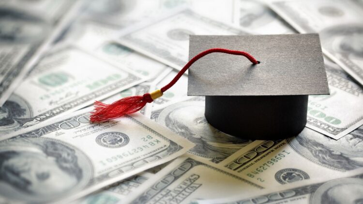 Why You Should Get a Graduate Loan